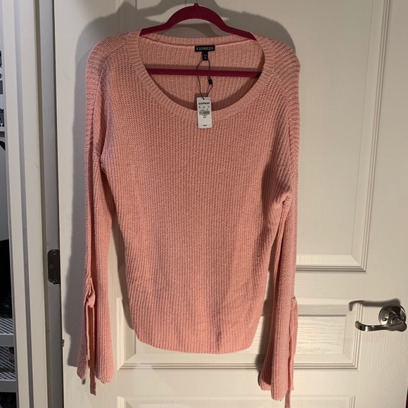 Pink bell sleeve sweater - Picture 1 of 3
